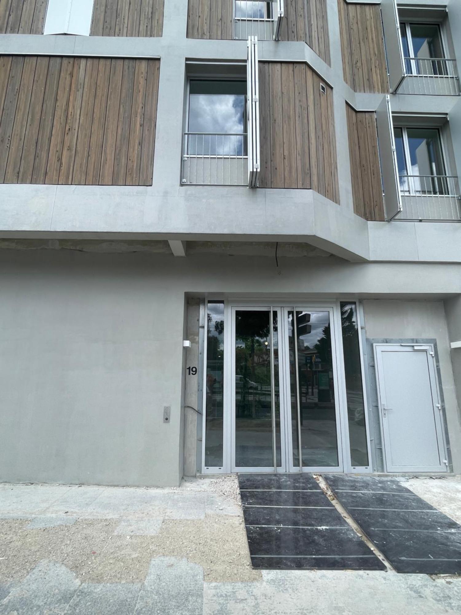 Home In Poniatowski Near Vincennes Forest París Exterior foto